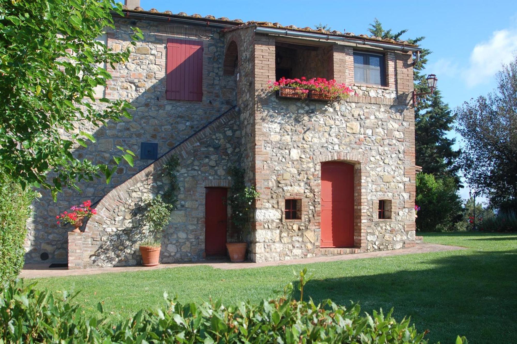 Agriturismo San Ansanino- Piscina Con Spiaggia-Aria Condizionata باري المظهر الخارجي الصورة